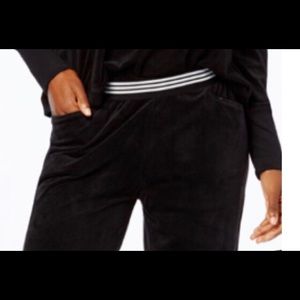Hue Velour Tracksuit Bottom Black NWT Womens M